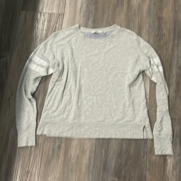 Vineyard Vines Super Soft pajamas gray women’s medium bottom/small top - Picture 2 of 11